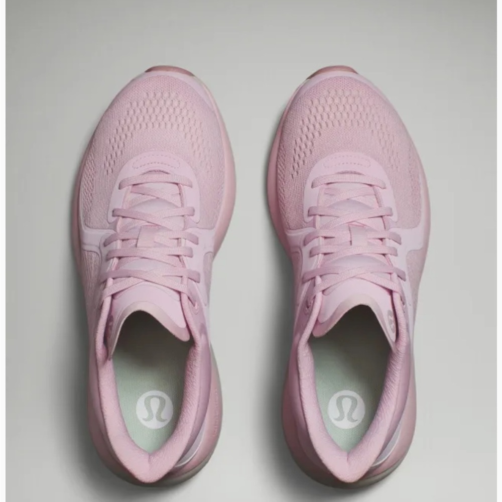 lululemon Women's Chargefeel Low Workout Sneakers size 8